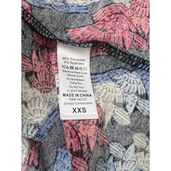 LuLaRoe Women's Navy Blue & Red Top - Picture 6 of 6